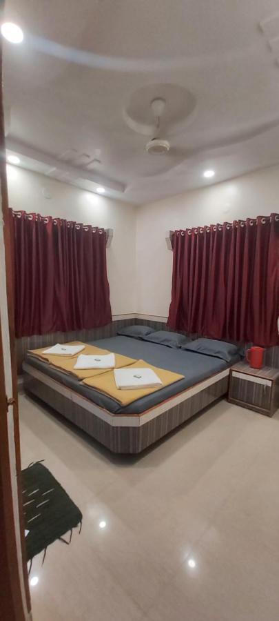 Sai Raghunandan Guest House Ширди Екстериор снимка